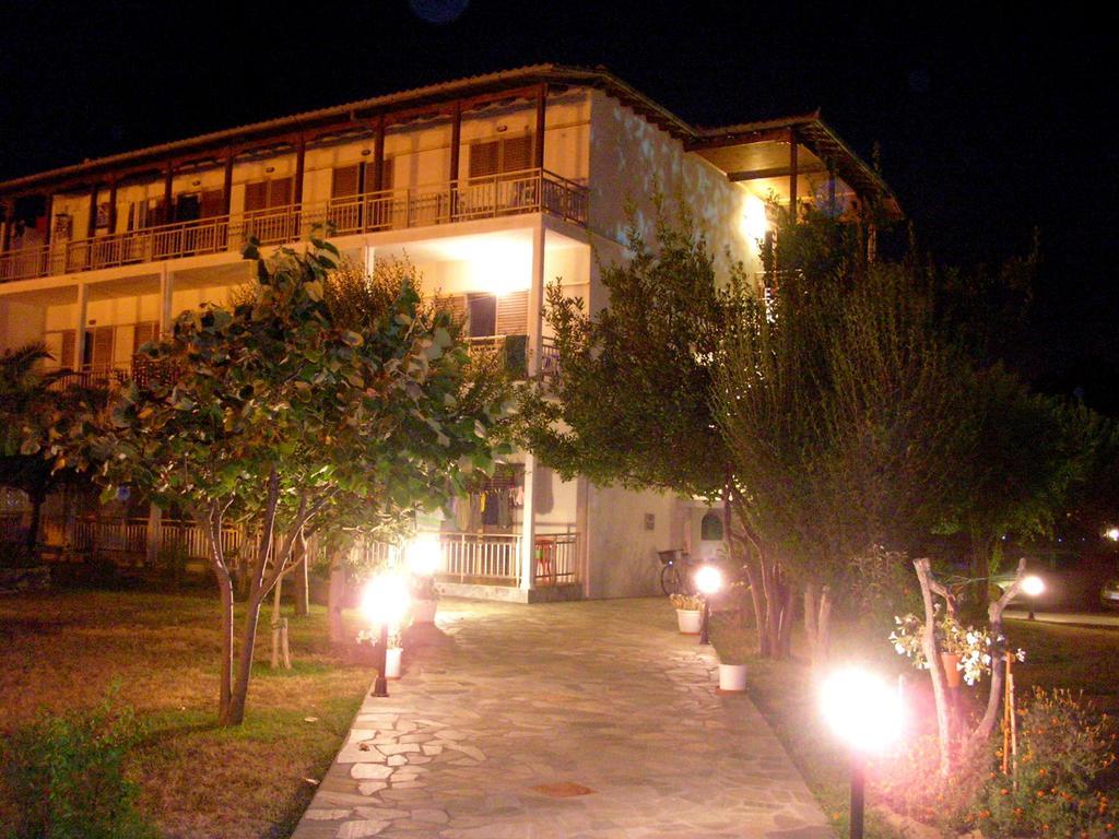 Apartments Ziogas Паралия-Скотинас Экстерьер фото