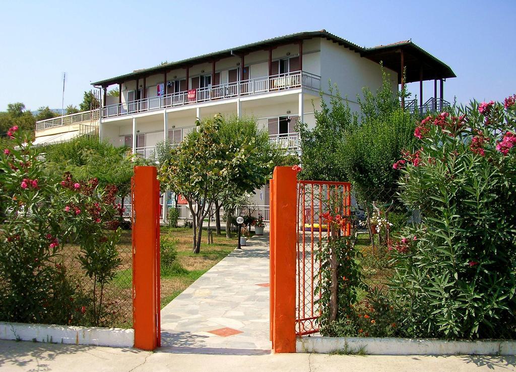 Apartments Ziogas Паралия-Скотинас Экстерьер фото